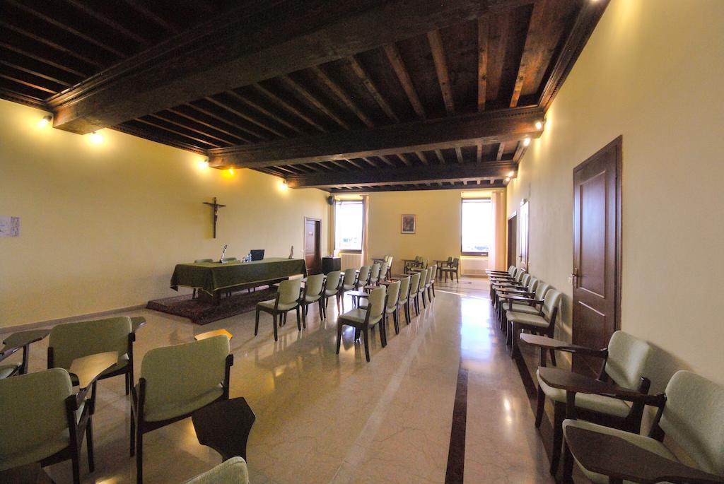 Villa Santa Maria Dell'Arco - Centro Oreb Cazzago San Martino Zewnętrze zdjęcie
