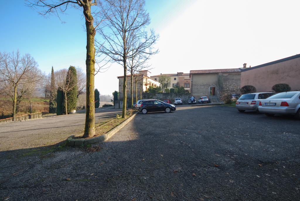 Villa Santa Maria Dell'Arco - Centro Oreb Cazzago San Martino Zewnętrze zdjęcie