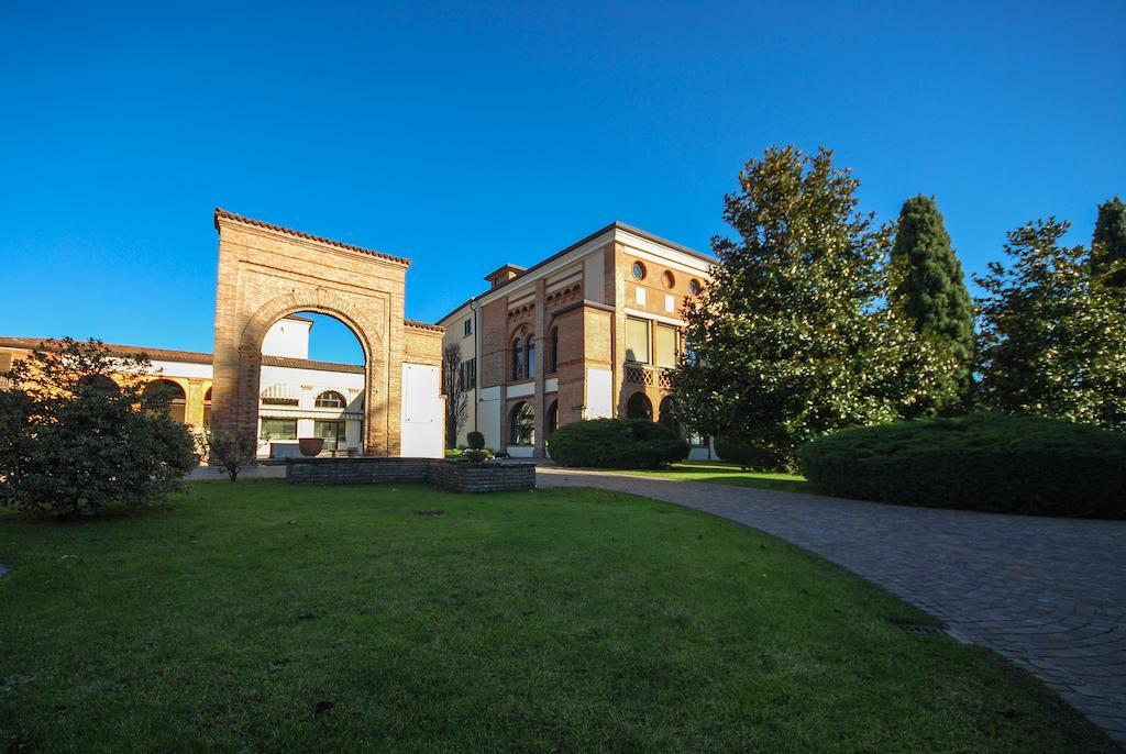 Villa Santa Maria Dell'Arco - Centro Oreb Cazzago San Martino Zewnętrze zdjęcie