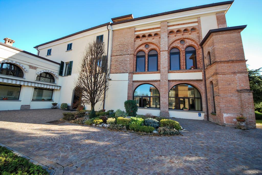 Villa Santa Maria Dell'Arco - Centro Oreb Cazzago San Martino Zewnętrze zdjęcie